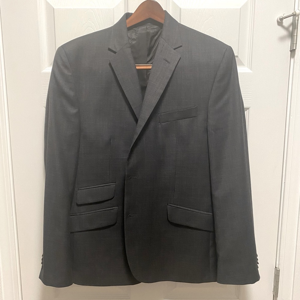 Men’s Gray Kenneth Cole New York Suit Jacket -Size 42s